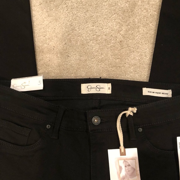 Jessica Simpson Kiss Me Super Skinny Jeans - black skinny jeans. Black denim - Picture 4 of 4